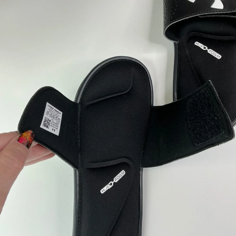 Under Armour Black Ignite VI Slide Sandals Kids Size 6Y 4D Foam 3022728-001